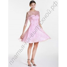 Розовое бальное платье с кружевом